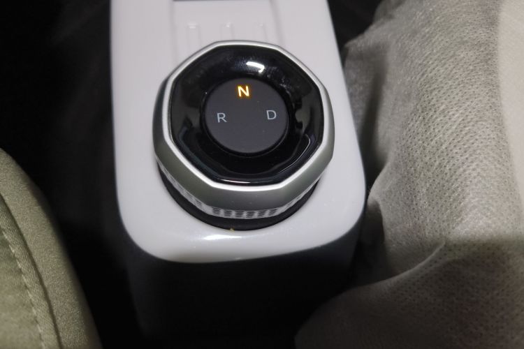 吉利银河 2025款 210km 熊猫骑士局部细节18