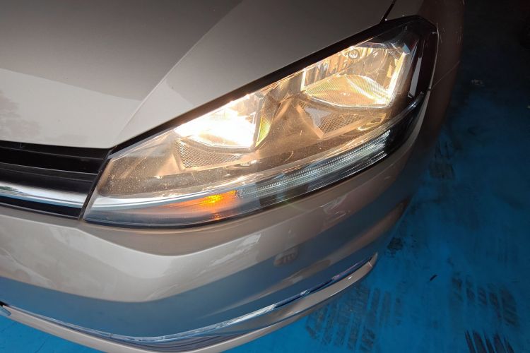 大众 高尔夫 2018款 230TSI 自动舒适型局部细节36