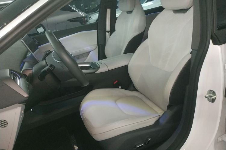 ARCFOX极狐 极狐 阿尔法S5 2024款 560MAX 185kW局部细节19