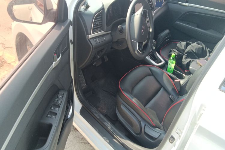 现代 领动 2016款 1.6L 自动智炫·精英型中控内饰20