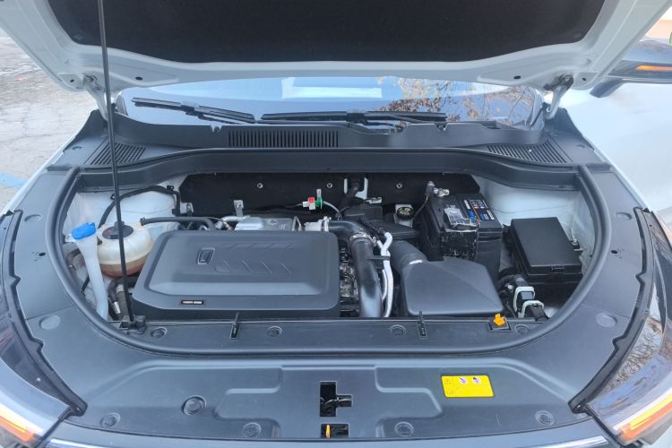 奔腾T55 2022款 1.5T 自动飞跃款机舱底盘24