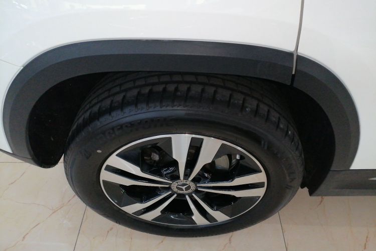 奔驰GLA 2022款 改款 GLA 200车身外观6008