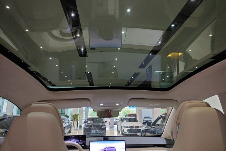 鸿蒙智行 智界R7 2024款 纯电 736km UItra中控内饰22