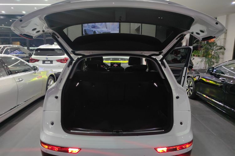 奥迪Q5L 2024款 40 TFSI 豪华致雅型局部细节23