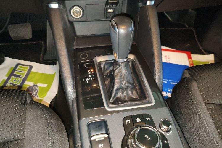 马自达CX-5 2015款 2.0L 自动两驱都市型中控内饰18