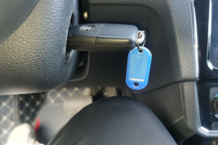 斯柯达 昕锐 2020款 1.5L 自动舒适版中控内饰7001