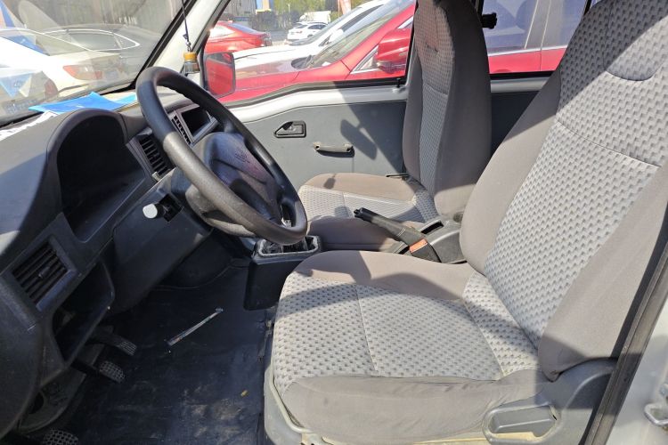 五菱汽车 五菱之光 2015款 1.2L 实用型LSI局部细节19