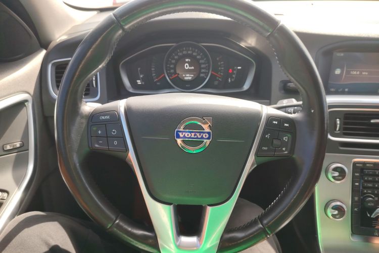 沃尔沃S60 2014款 S60L 2.0T 智远版局部细节13