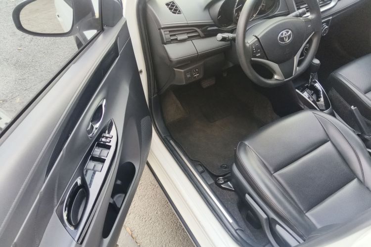 丰田 YARiS L 致炫 2020款 致炫X 1.5L CVT尊贵版中控内饰20