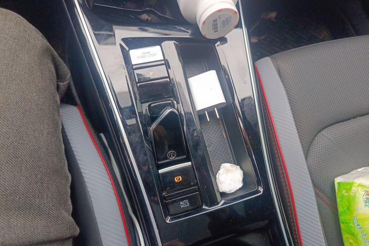 大众 2022款 凌渡L 280TSI DSG酷辣版中控内饰18