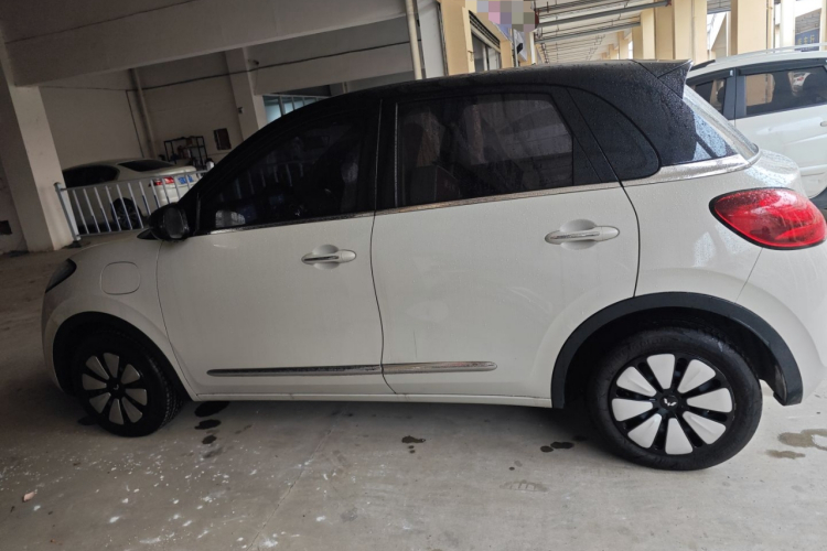 五菱汽车 五菱缤果 2024款 333km 悦享款车身外观4