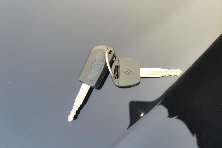 江铃集团新能源 易至EV2 2024款 201km 舒适型中控内饰11