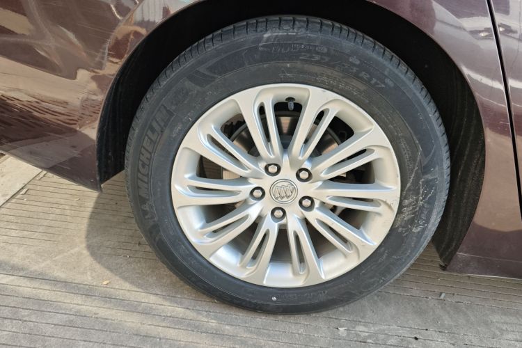 别克 君越 2016款 20T 豪华型车身外观6008