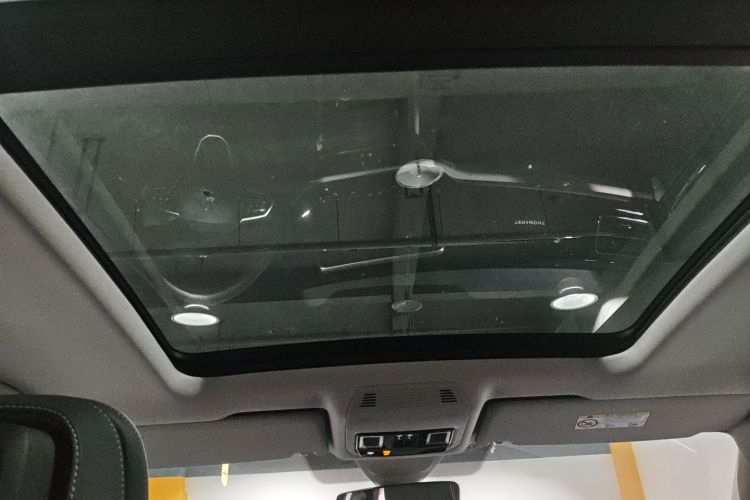 大众 途昂 2024款 530 V6 四驱尊崇豪华版中控内饰22