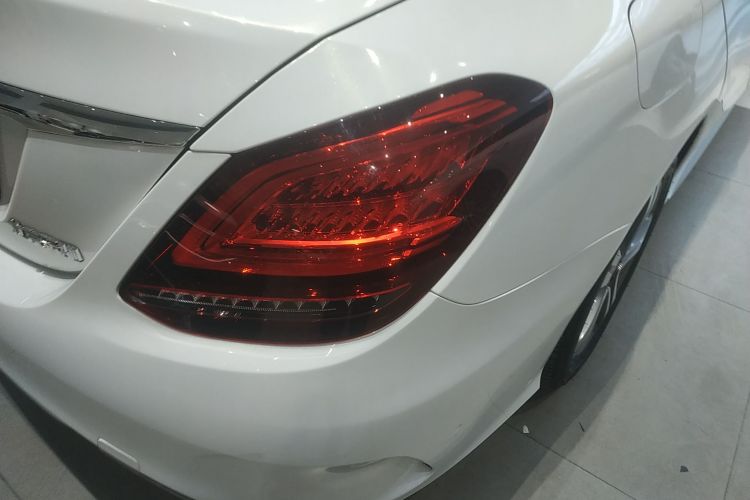 奔驰C级 2020款 改款 C 260 L 运动版车身外观6006