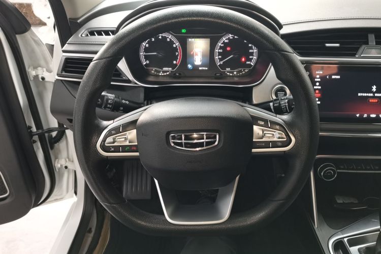 吉利汽车 缤瑞 2019款 200T DCT缤驰版中控内饰13