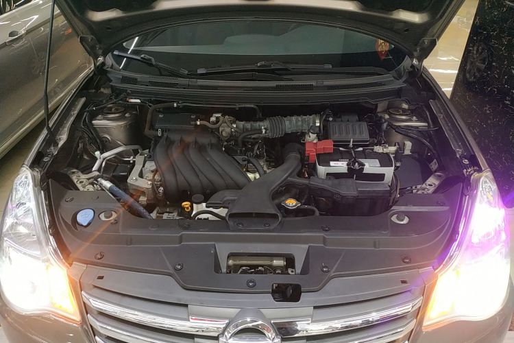 日产 轩逸 2019款 经典 1.6XE+ CVT智联领先版机舱底盘24