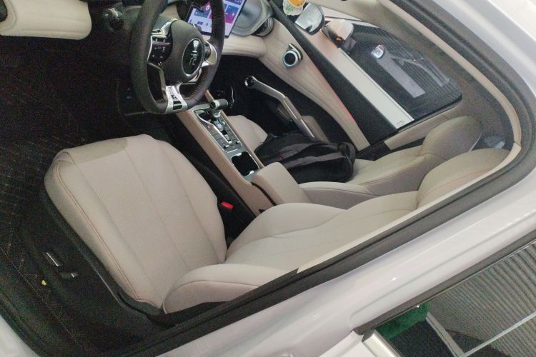 比亚迪 元PLUS 2023款 冠军版 510KM 超越型局部细节19