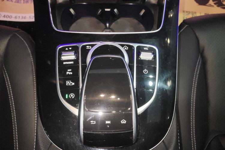 奔驰E级 2016款 E 300 L 时尚型中控内饰18