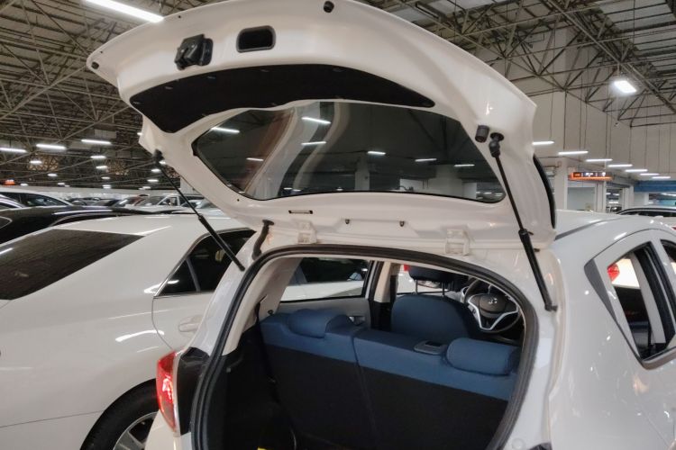 长安欧尚 奔奔E-Star 2021款 国民版 多彩款 磷酸铁锂（31.86kWh）机舱底盘23