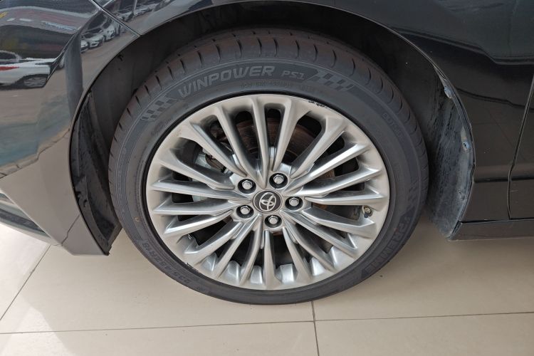 丰田 亚洲龙 2019款 双擎 2.5L XLE尊贵版 国VI车身外观6007