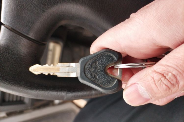 五菱汽车 五菱之光 2020款 1.2L 实用型 国VI LSI中控内饰11