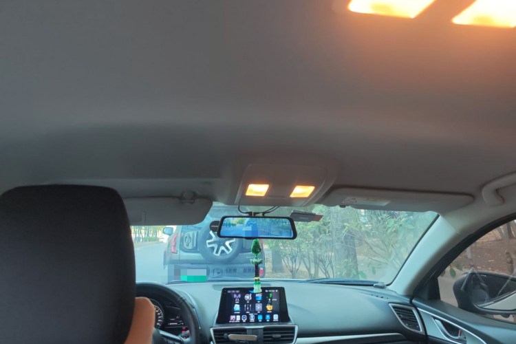 马自达3 昂克赛拉 2019款 云控版 三厢 1.5L 自动舒适型 国VI中控内饰22