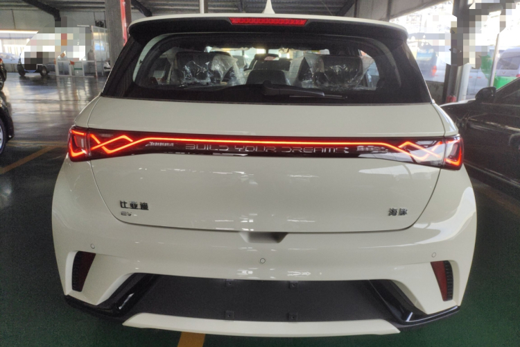 比亚迪 海豚 2025款 420km 自由版车身外观6