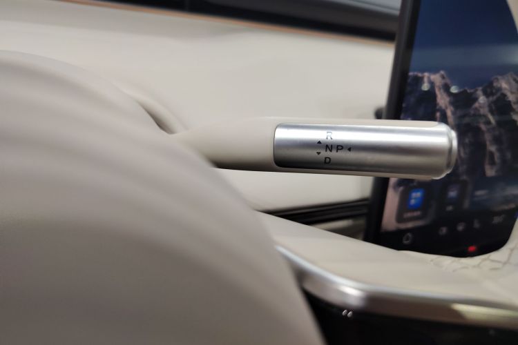 鸿蒙智行 智界S7 2024款 Max+ 后驱超航智驾版局部细节18