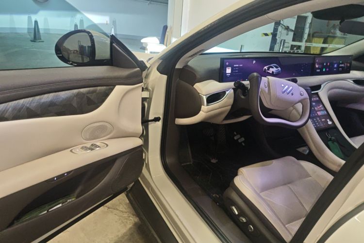 智己汽车 智己L6 2024款 Max 超强性能版中控内饰20