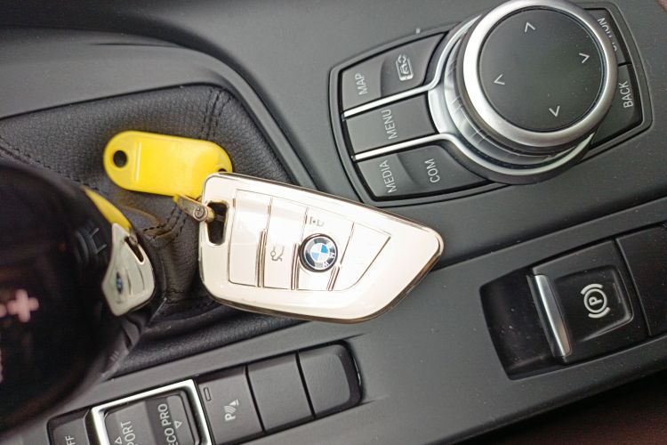 宝马X1 2022款 sDrive25Li 领先型中控内饰11