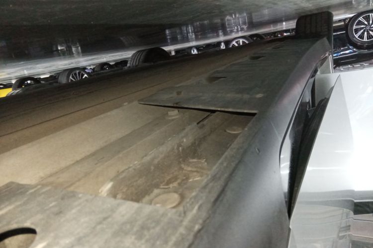 小鹏P7 2022款 625E局部细节9001