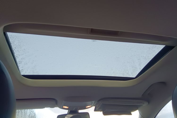 福特 蒙迪欧 2013款 2.0L GTDi240至尊型中控内饰22