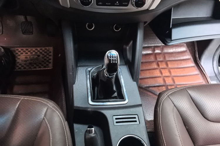 比速汽车 比速T5 2017款 1.5T 手动豪华型中控内饰18