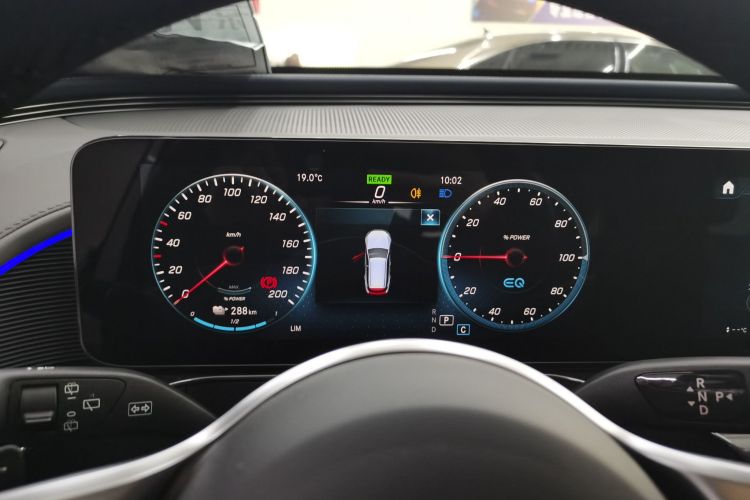 奔驰EQC 2021款 EQC 350 4MATIC中控内饰14