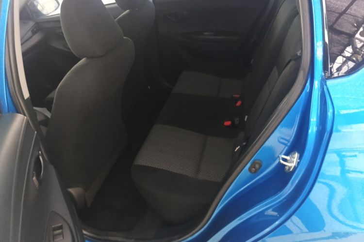 丰田 威驰FS 2017款 1.5L CVT锋驰版中控内饰7004