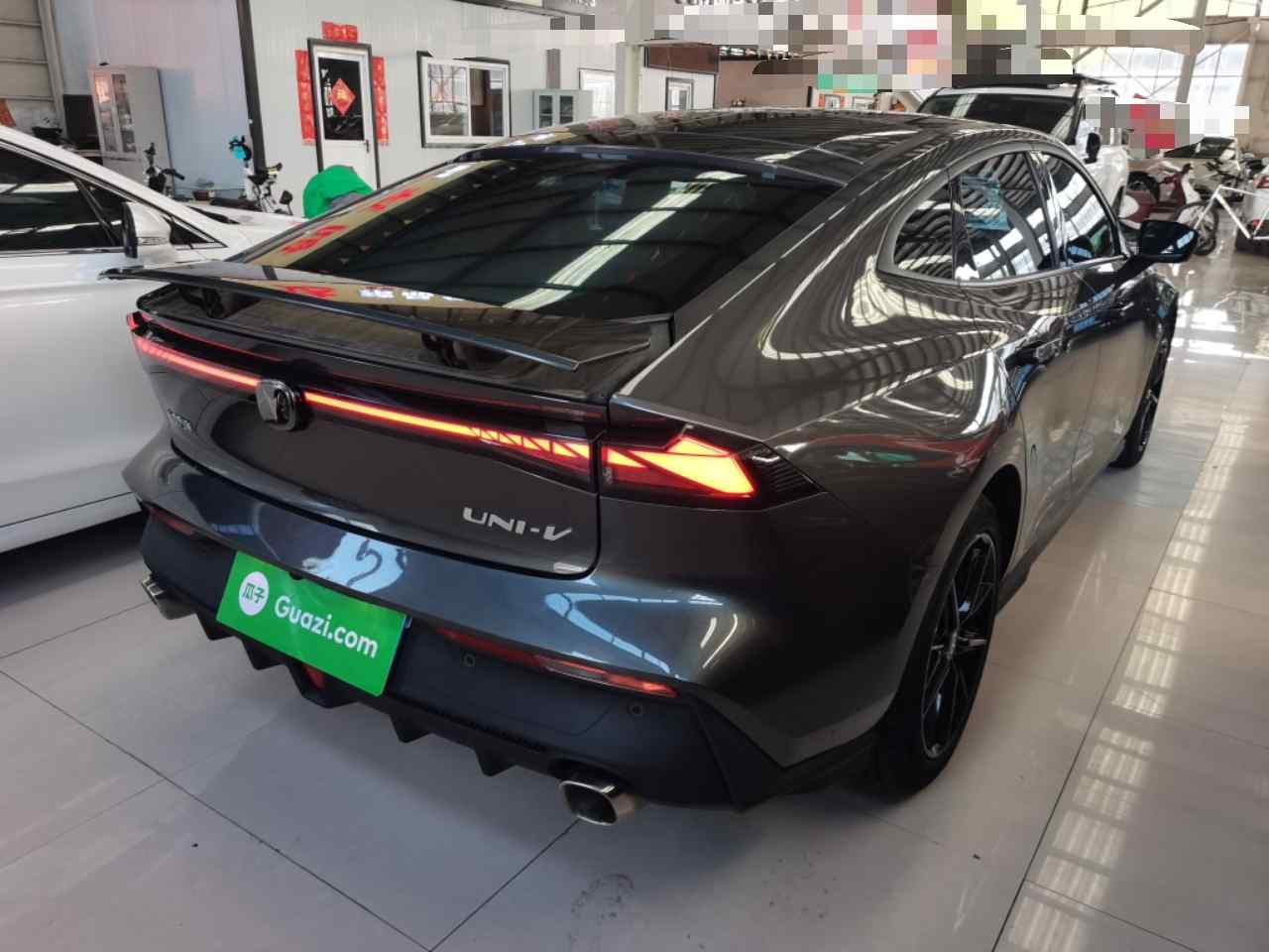 长安UNI-V 2023款 1.5T 尊贵型(5)