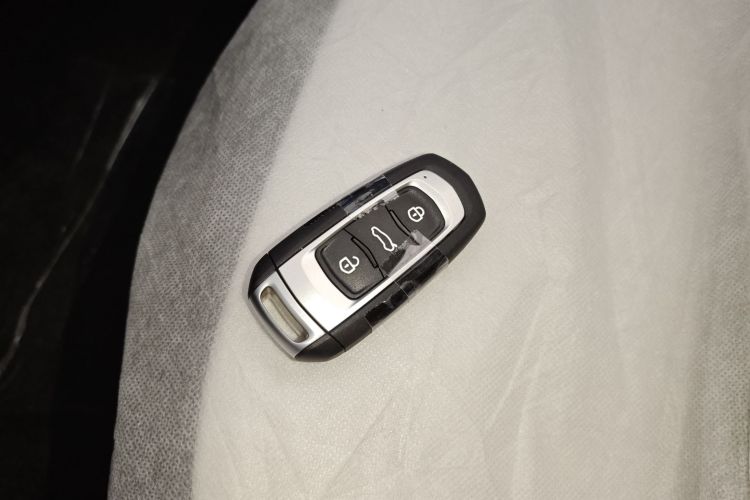 吉利银河 熊猫 2025款 210km 元气熊中控内饰11