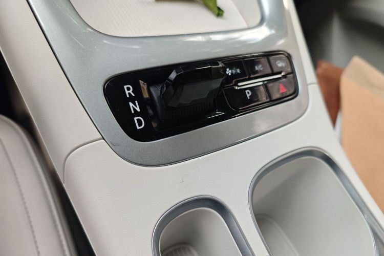 吉利银河 星愿 2025款 310km 梦想版中控内饰18