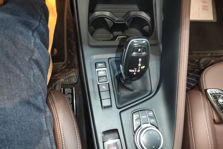 宝马X1 2022款 sDrive25Li 领先型局部细节18