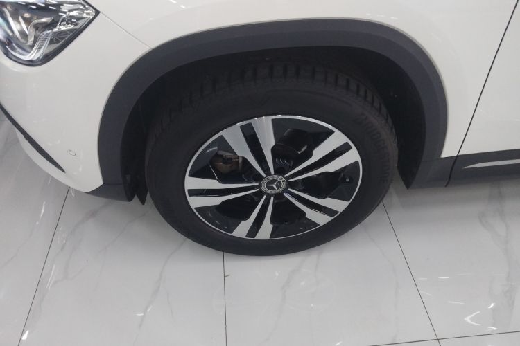 奔驰GLA 2022款 改款 GLA 200车身外观6007