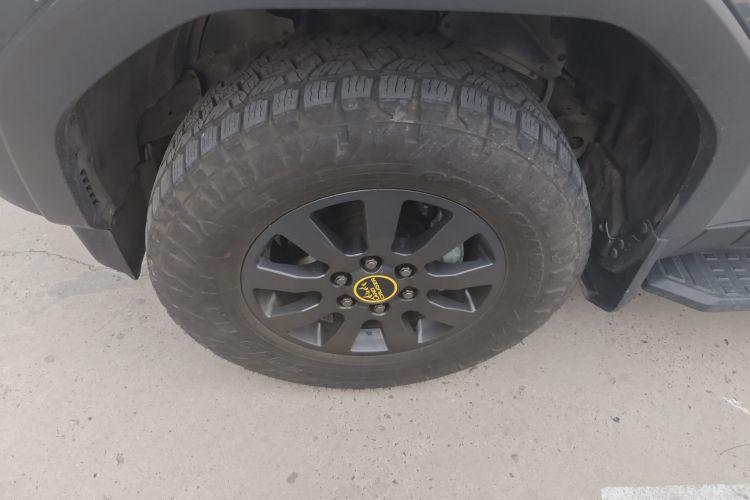 丰田 普拉多 2024款 2.4T 悍野WX版 6座车身外观35