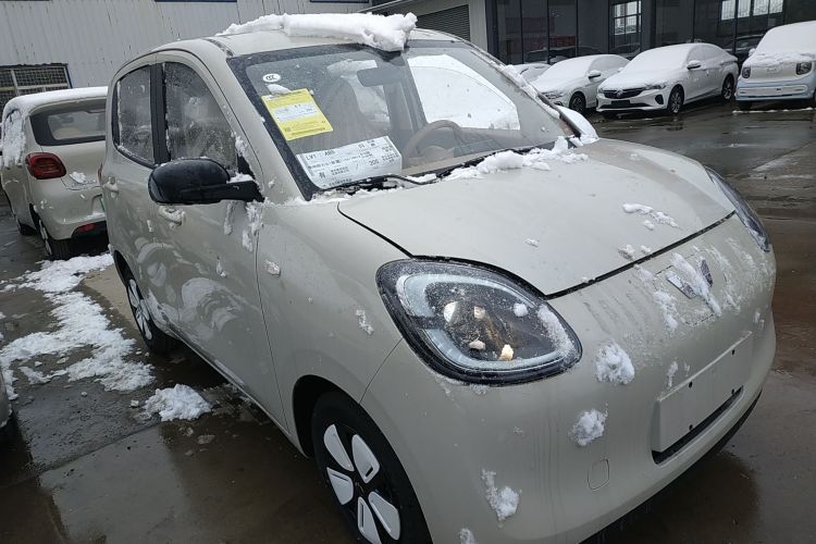 五菱汽车 宏光MINIEV 2025款 四门版 进阶款车身外观6002