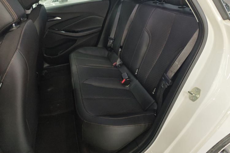 别克 威朗 2023款 Pro 乐享版中控内饰7004