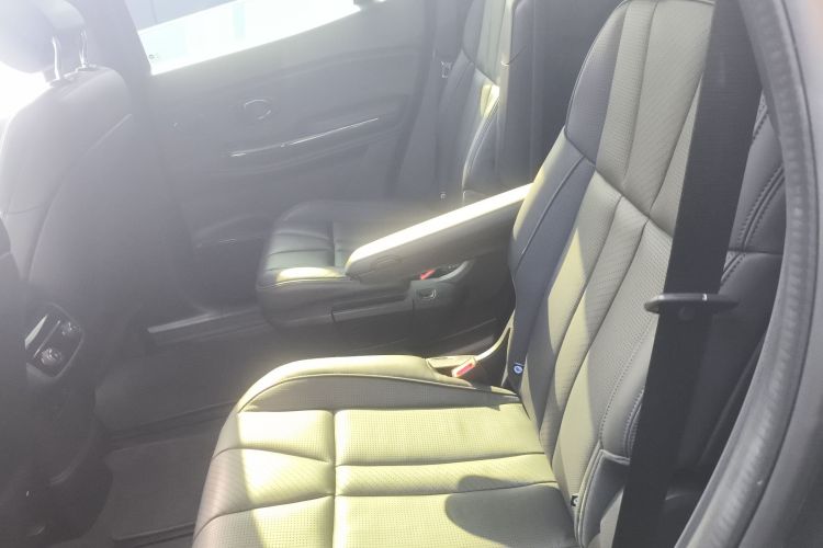 蔚来ES8 2020款 415KM 签名版 六座版中控内饰21