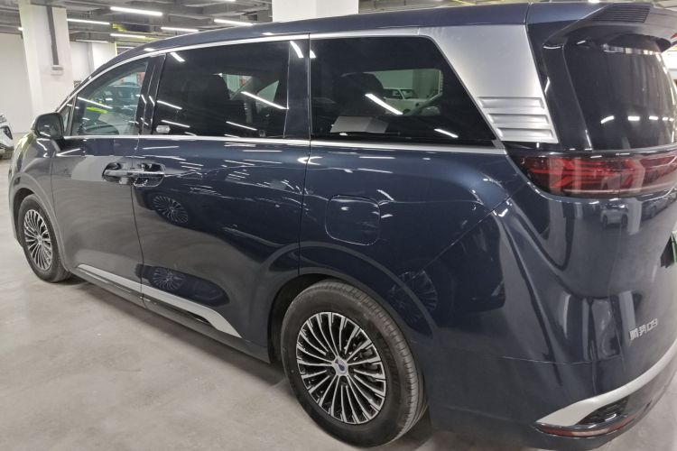 腾势D9 2024款 DM-i 980 四驱旗舰型车身外观6003