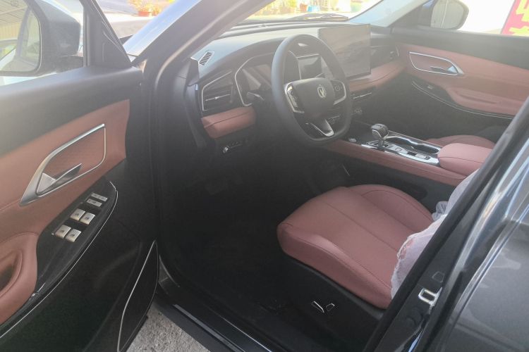 长安CS75 2026款 PRO 1.5T DCT 尊享型 7座中控内饰20