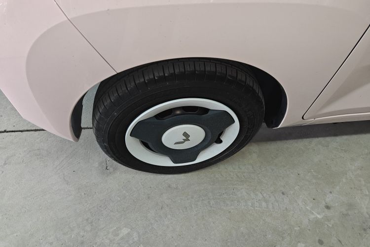 五菱汽车 宏光MINIEV 2022款 马卡龙臻享款 磷酸铁锂车身外观6007