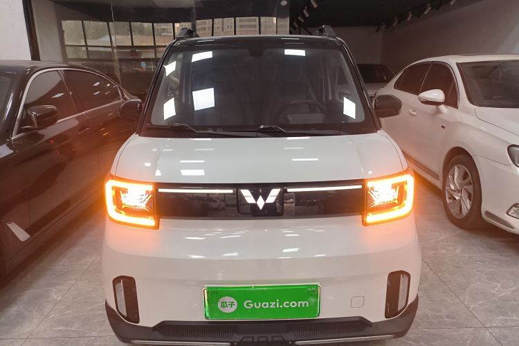 五菱汽车 宏光MINIEV 2022款 GAMEBOY 300km 玩咖款 磷酸铁锂车身外观2