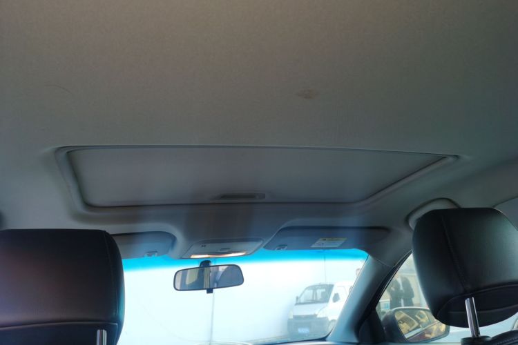 别克 英朗 2021款 改款 典范 1.5L 自动精英型中控内饰22